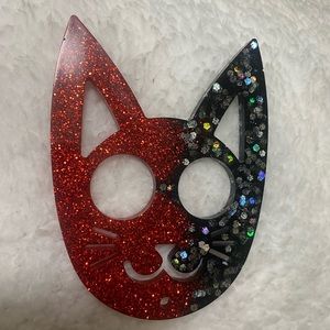 Self-defense kitty keychain
